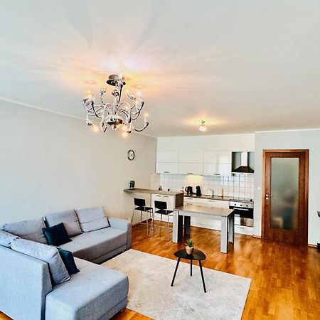 Apartamento Rezidence Jeseniova Praga Exterior foto